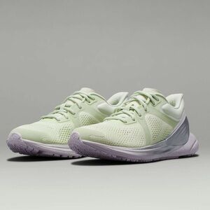 Lululemon Blissfeel Womens Running Shoe (Dewy Faint Lavender Highlight Yellow)